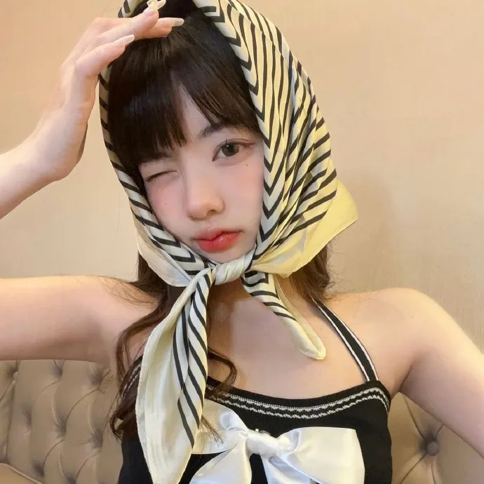 低头不见抬头见
