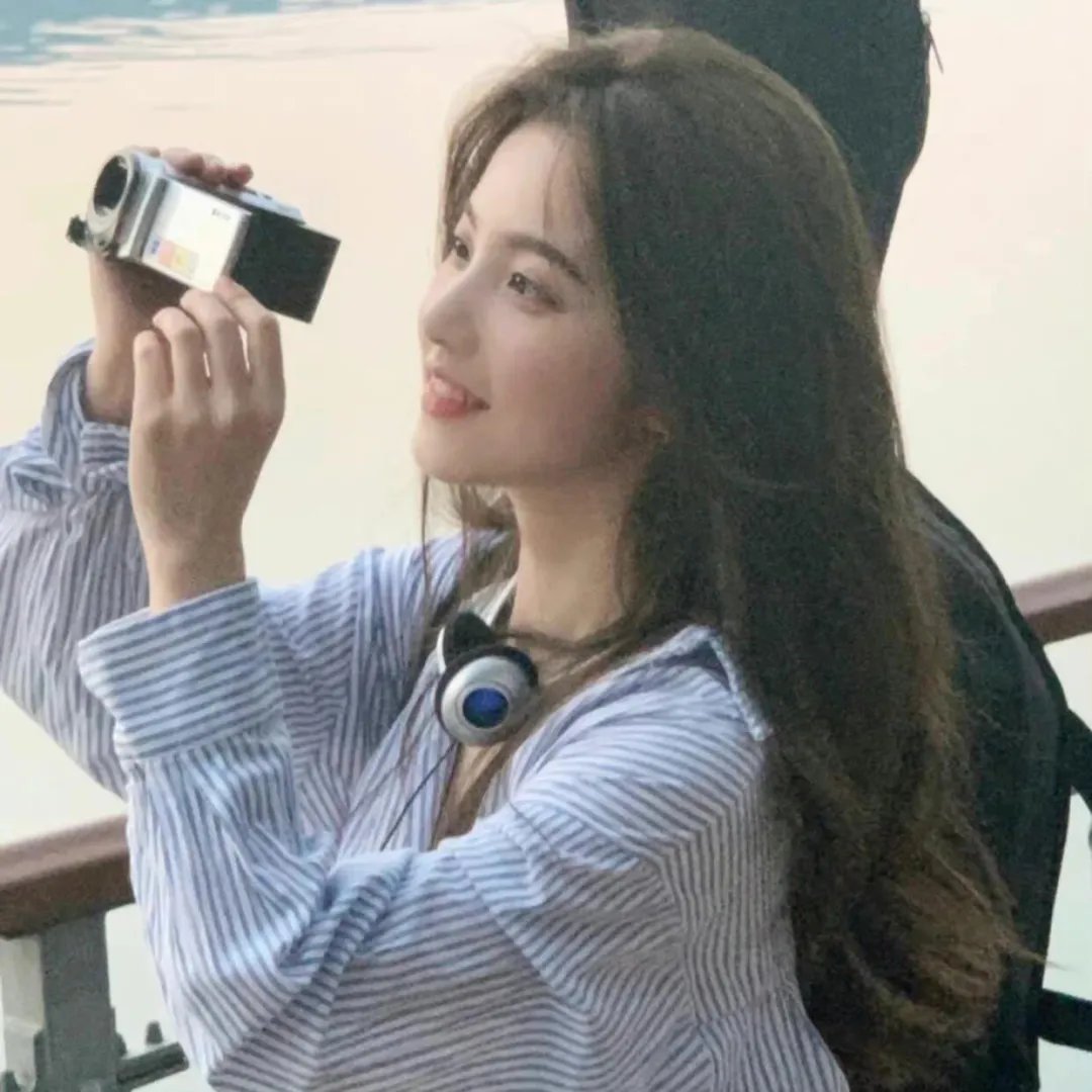 亲爱的女士